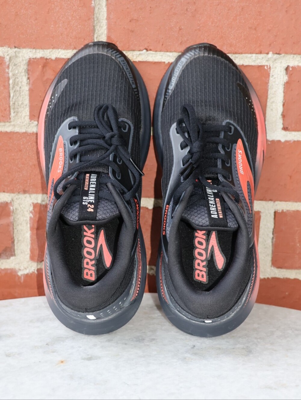 Brooks Adrenaline GTS 24 Weatherized